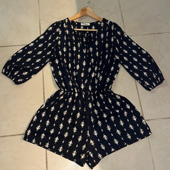 Million Bullpup Romper Sz. M - Picture 1 of 6